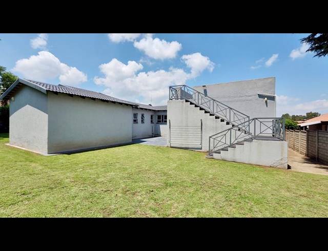 3 BEDROOM HOUSE FOR SALE IN VAAL MARINA